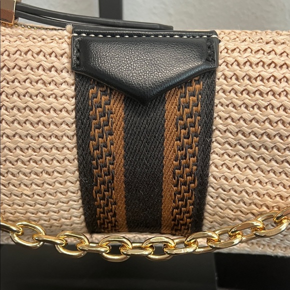 Aldo | Woven Shoulder Bag w/ Crossbody Strap - Picture 5 of 13
